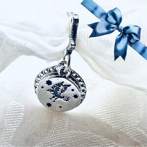 🦅✨ NWOT Ravenclaw Charm – Harry Potter Magic ⚡